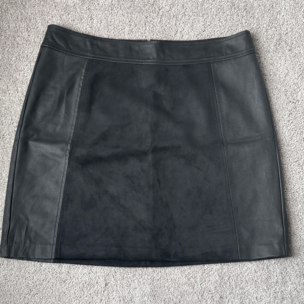 LOFT Black Mini Skirt